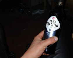 Tūlīt vēršu vaĺā 50grādīgu alko