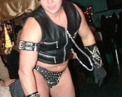 Striptiz Men 2 :) - 2. foto