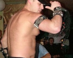Striptiz Men 2 :) - 1. foto