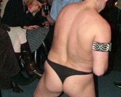 Striptiz Men 2 :) - 2. foto
