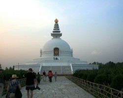 Nepal.Lumbini.Balt stupa.