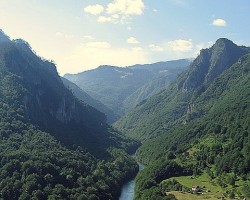 Montenegro  (Melnkalne) / kanjoni - 3. foto