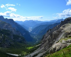 Ziemeaustrumu Itlija-Tre Cima dabas park 2300 m augstum.